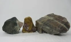 Grün-brauner Jasper Unterschiedliche Farb- Und Form-Spektren Per 1kg