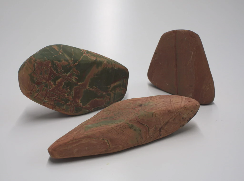 Freak-Rock, grünes Drachenauge, geschliffen Freak-Rock, Grünes Drachenauge, Geschliffen -Wfw Wasserflora 082AT 1 1